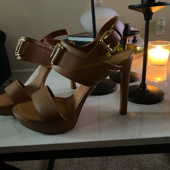 Platform Louis Vuitton heels (sold) - Picture 15 of 16